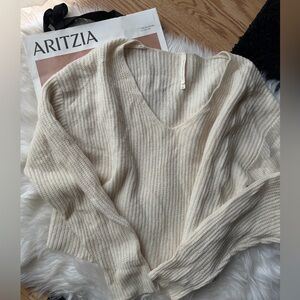 Aritzia Wilfred sweater